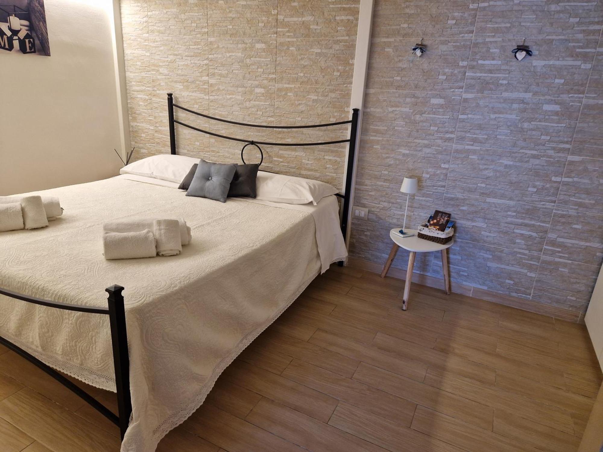 Nonna Tetta Chic Station & Center Walkable Appartement Monopoli Buitenkant foto