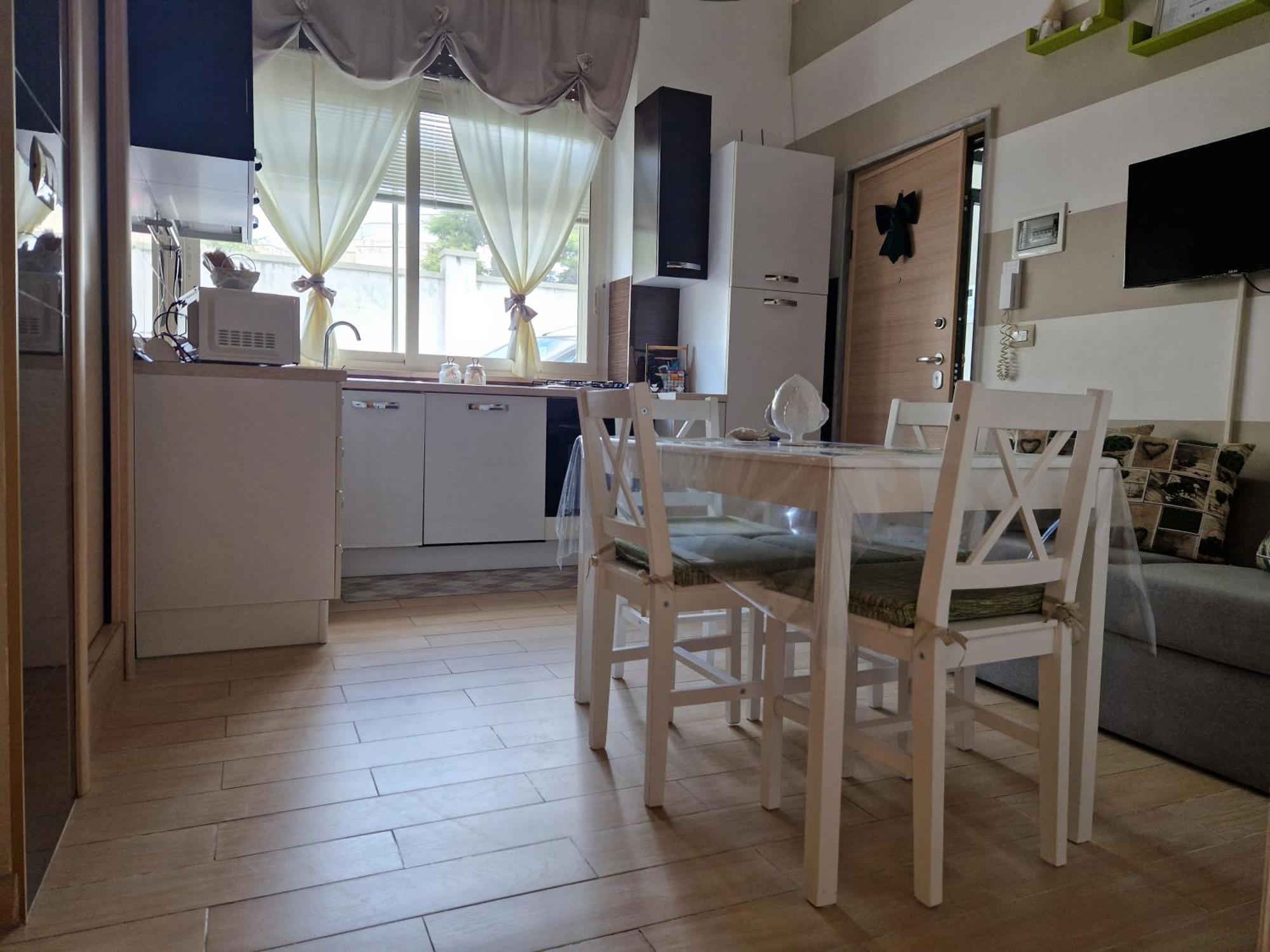 Nonna Tetta Chic Station & Center Walkable Appartement Monopoli Buitenkant foto